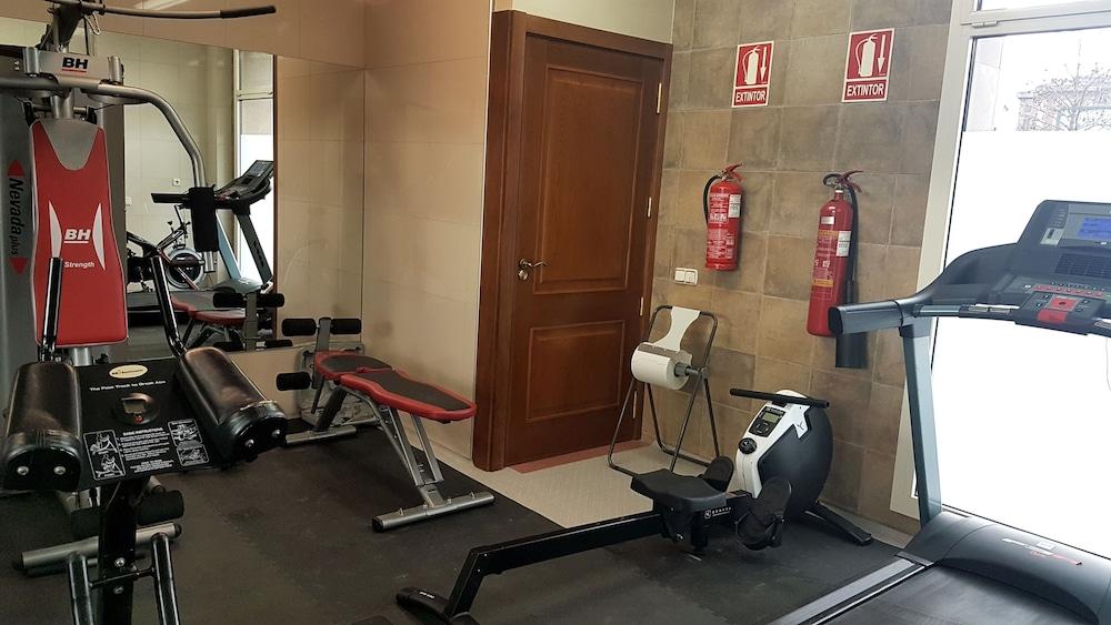 Hotel Pamplona Villava Eksteriør billede